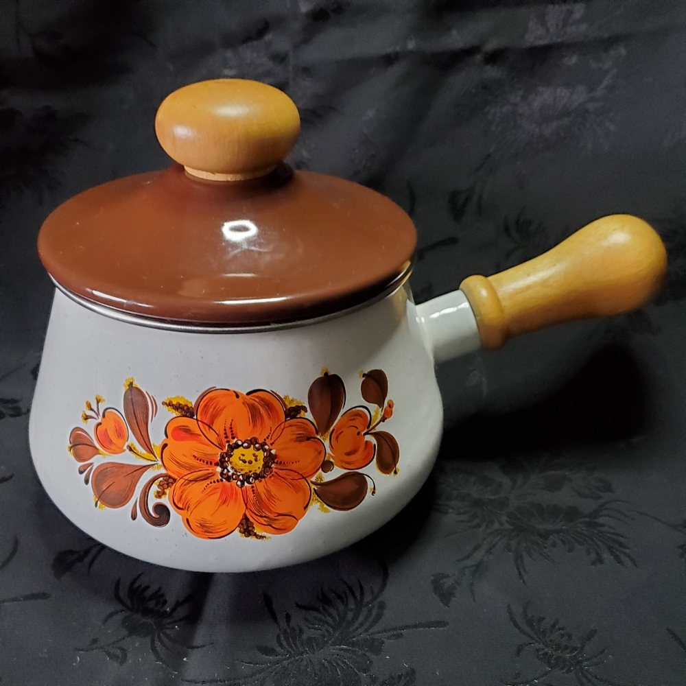 Fondue Pot 1970s Enamel Vintage Orange Mod Floral MCM Wood Handle Lid
